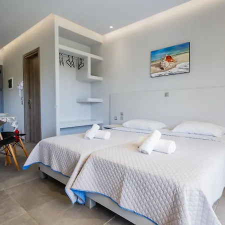 Casa Di Mare - Studios And Apartments On The Beach Ανω Βασιλικος Εξωτερικό φωτογραφία