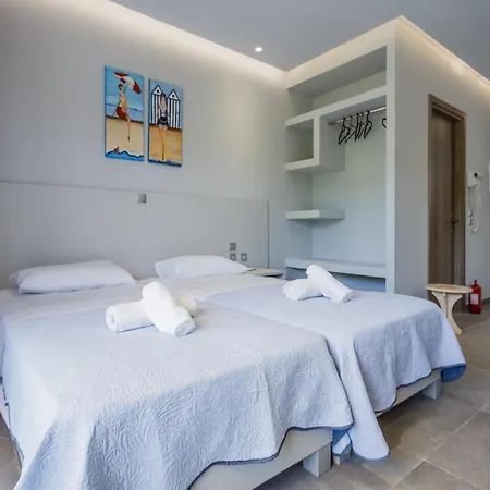 Casa Di Mare - Studios And Apartments On The Beach Ανω Βασιλικος Εξωτερικό φωτογραφία