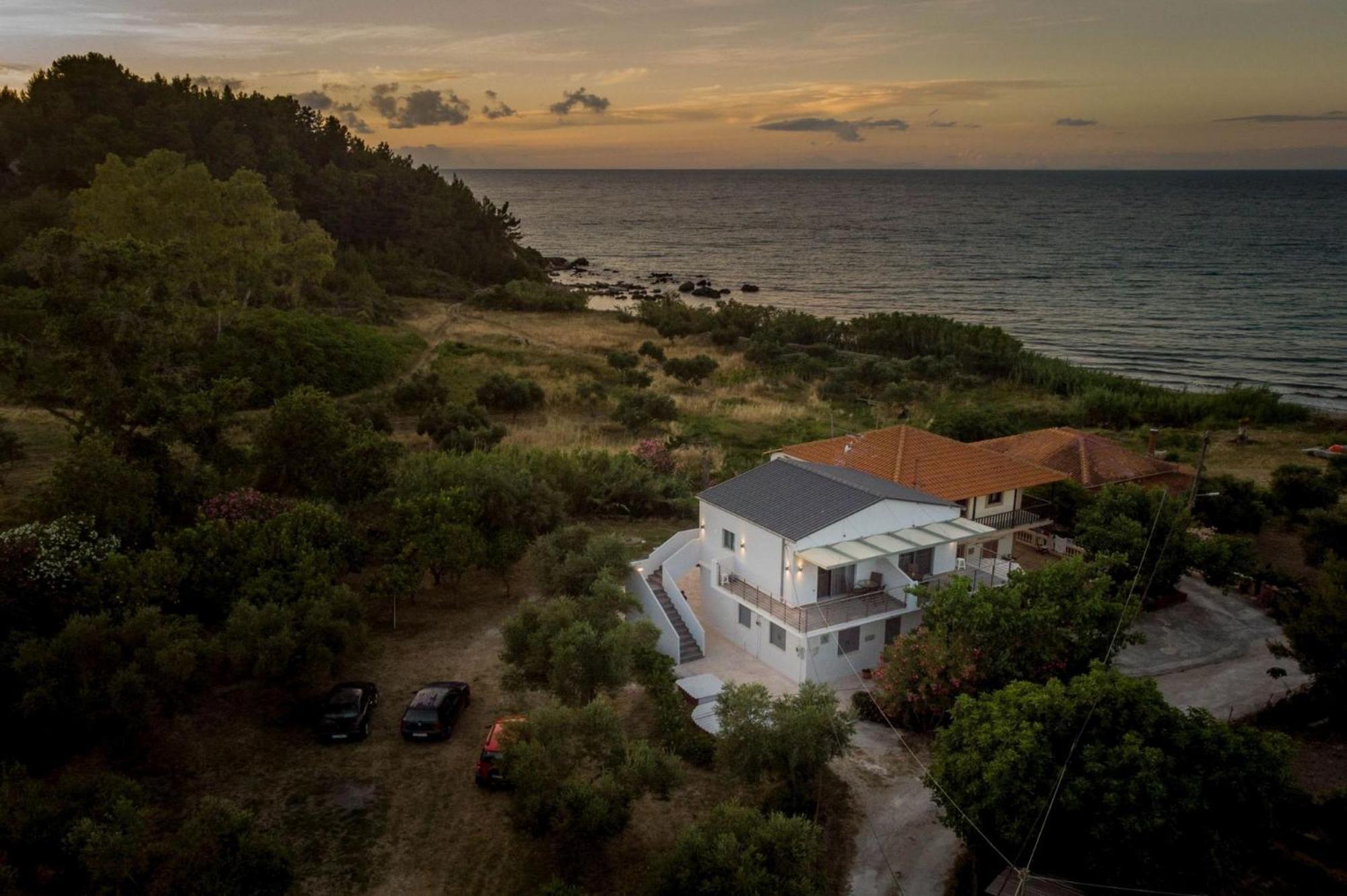 Casa Di Mare - And On The Apartment *